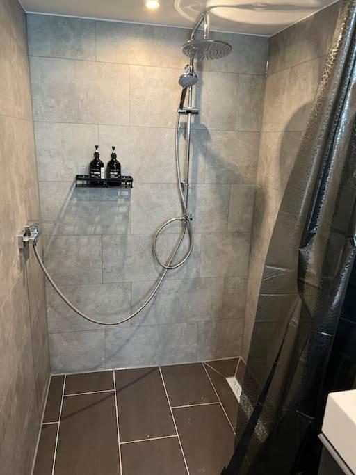 Helle Wohnung Zentrumslage,50M2 ไบรอยท์ ภายนอก รูปภาพ